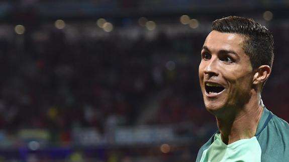 Cristiano repite como goleador ante Islas Feroe