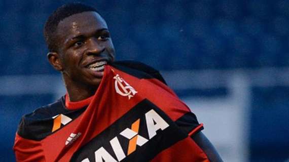 ¡Ni un minuto! El debut de Vinícius en Copa Libertadores tendrá que esperar