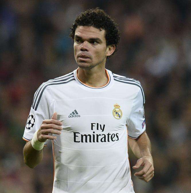 La 'rajada' de Clattenburg sobre Pepe: "Es un jugador del que no puedes fiarte"