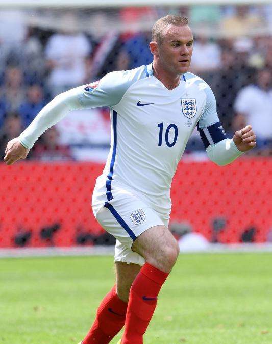 Rooney, arrepentido por la polémica de su borrachera