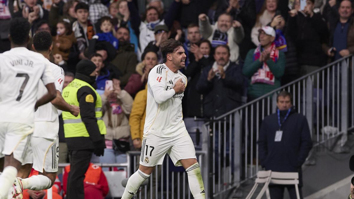 Hay 'lío' con Asencio: el Real Madrid busca una salida para que se marche