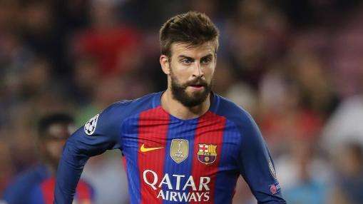 AS: Piqué y Alba, titularidad obligada por el temor al Madrid