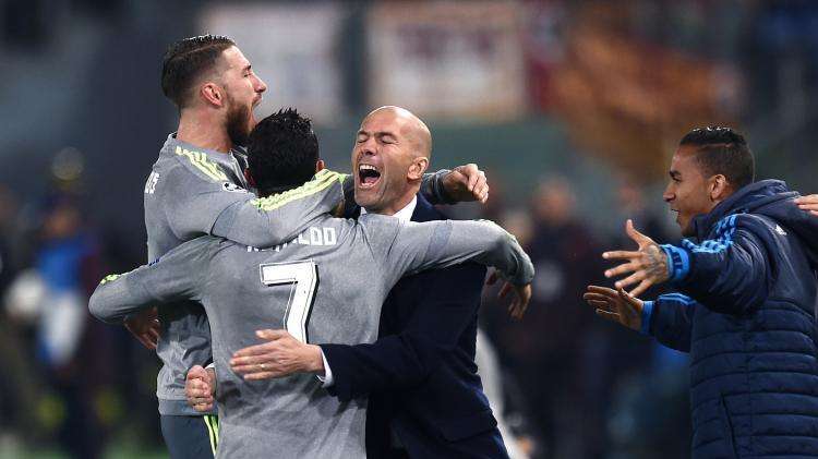 Okdiario: Zidane cuenta con el respaldo de todos en el Madrid
