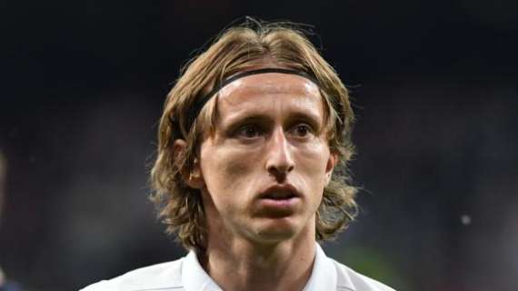 VÍDEO - Modric habla de su nuevo dorsal: “Estoy orgulloso por llevar este número. Voy a seguir dándolo todo en el campo"