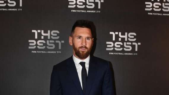 Leo Messi gana el Balón de Oro y supera a Cristiano Ronaldo 