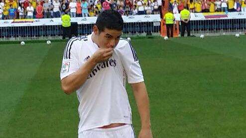 Galones para James en la Supercopa