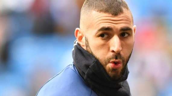 As: "Hartos de Benzema: el 88% de la afición pide su suplencia"