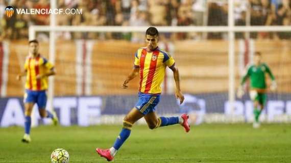 Cancelo: "¿Mi futuro? No lo sé, me siento cómodo en el Valencia"