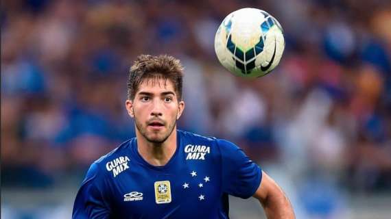 La complicada situación de Lucas Silva le podría tener apartado