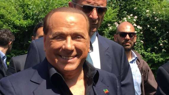 Berlusconi: "¿Ancelotti? Si el Real Madrid le deja libre, habrá un retorno a Milán"