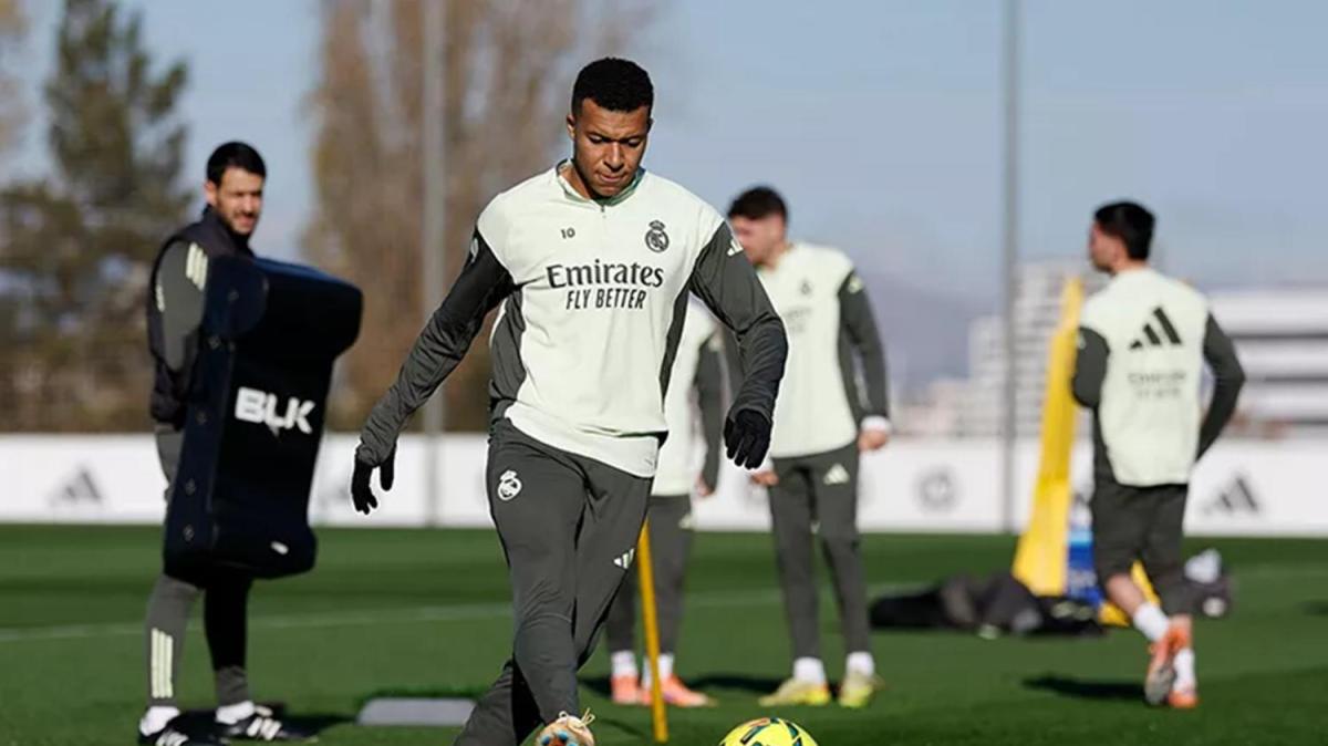 Mbappé da la sorpresa en la Ciudad Real Madrid para este domingo