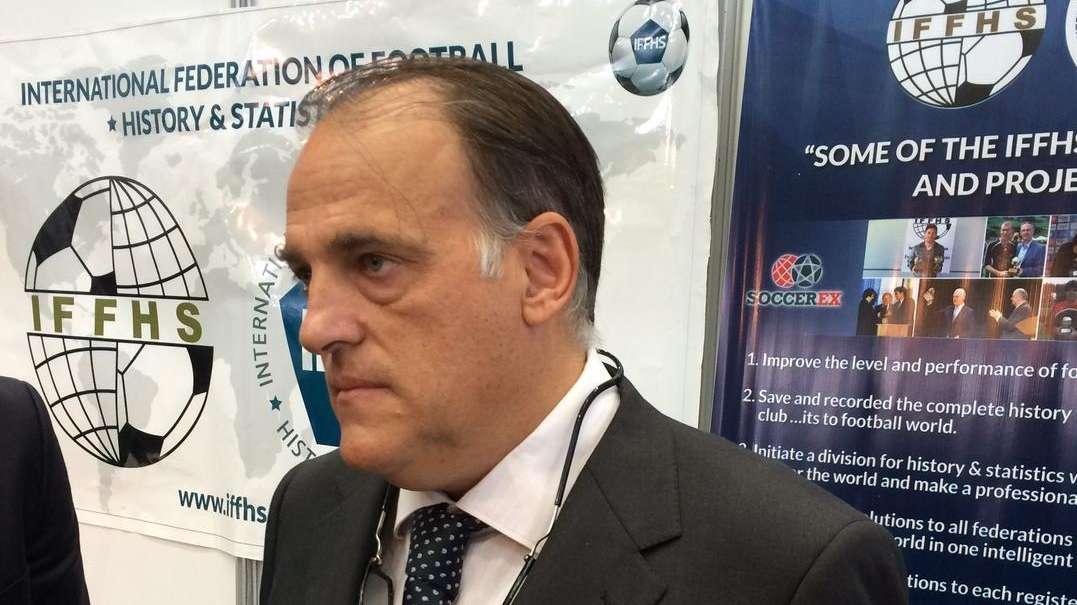 Tebas, en El Larguero: "Hay que felicitar al Real Madrid por lo que ha hecho en la lucha contra los ultras"