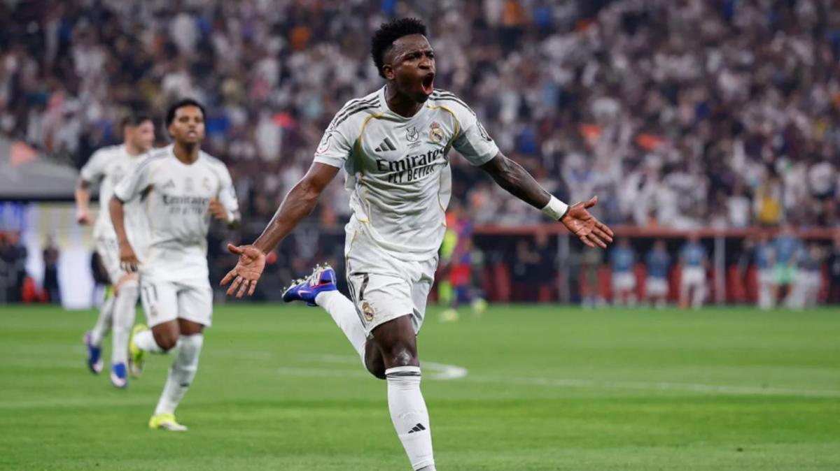 Tebas defiende a Vinicius: “No lo podemos consentir”