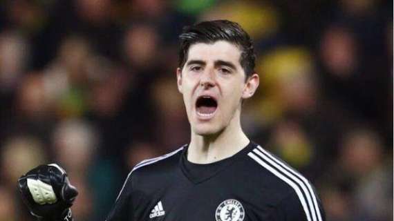 Daily Express: Los dos favoritos del Chelsea para sustituir a Courtois si se va al Madrid