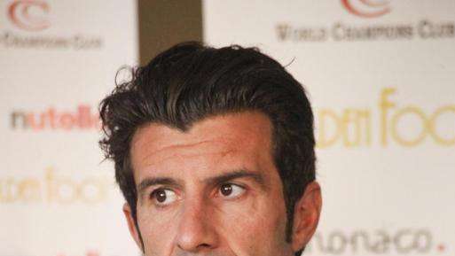 Luis Figo: "Espero que el Madrid consiga un buen resultado en la vuelta"