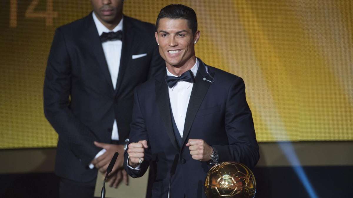 Cristiano iguala con su tercer Balón de Oro a Van Basten, Platini y Cruyff