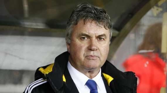 Telegraph: Hiddink, sustituto de Mourinho en el Chelsea