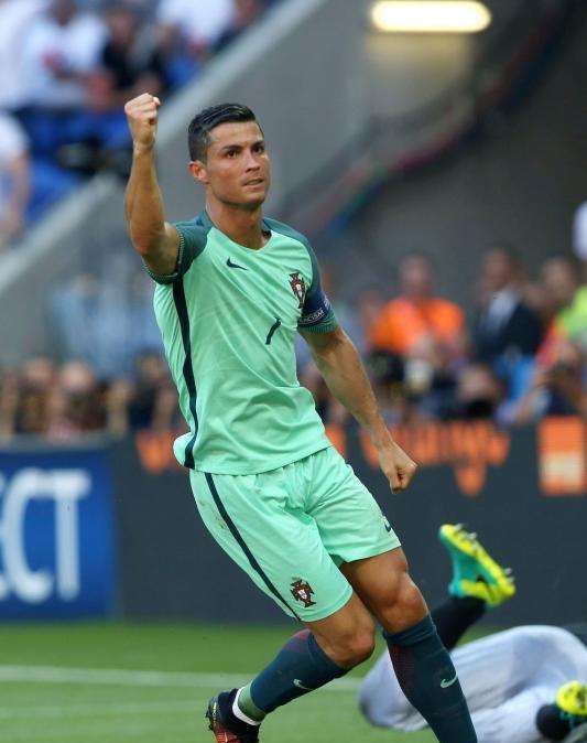 Poyet, en SER: "A Cristiano siempre se le busca una pega"