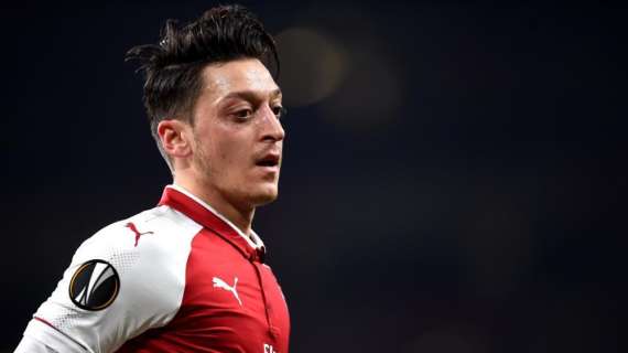 El Arsenal y Emery, hartos de Özil: el mensaje del alemán en redes sociales 