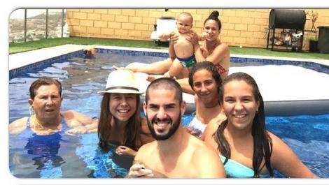 Isco disfruta del fin de semana libre en familia