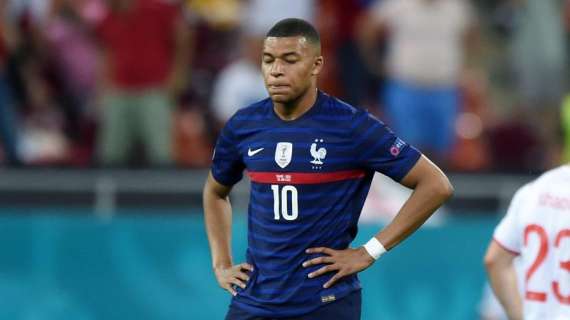 Kylian Mbapp&eacute; con Francia