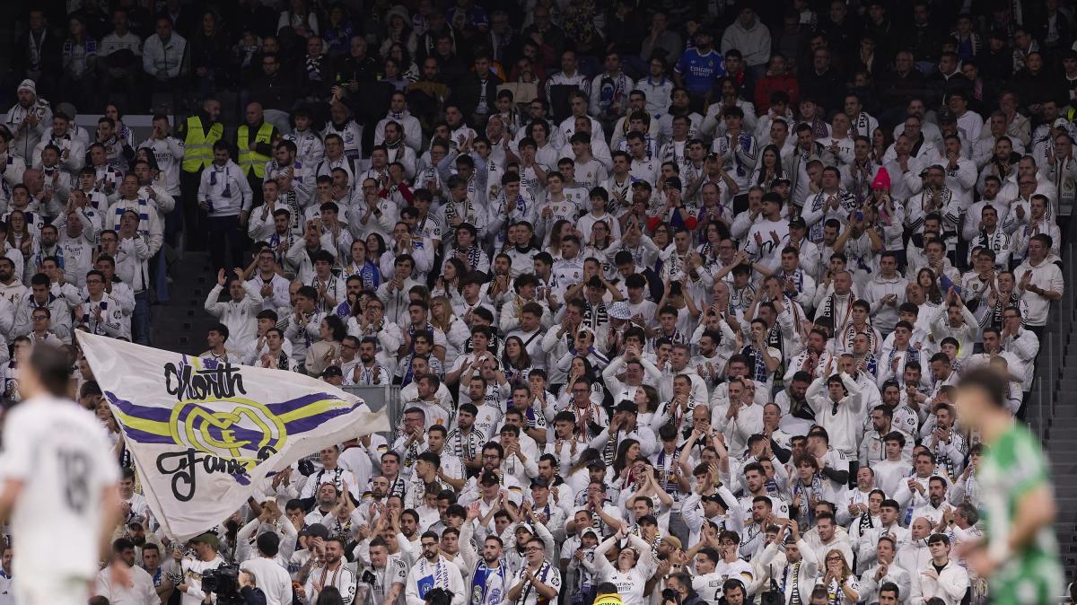 Fabrizio Romano avisa con una bomba: el jugador que podría fichar por el Real Madrid