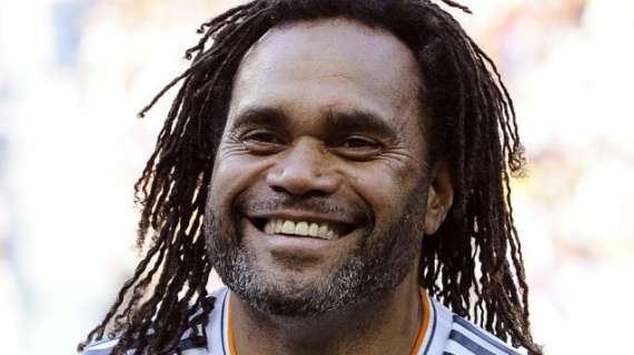 Karembeu: "Es una pena, echo de menos a Benzema en la lista de Francia"