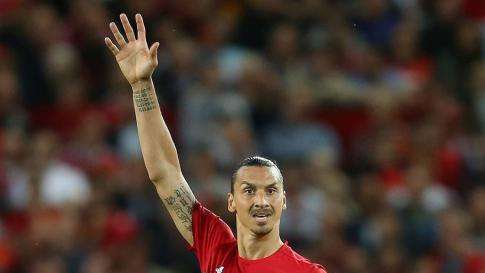Ibrahimovic: "Yo brillo las 24 horas del día"