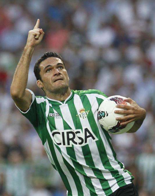Jorge Molina, un peligro en el Bernabéu