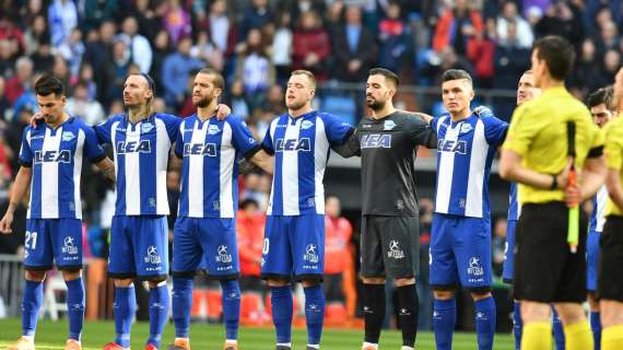 ONCE INICIAL - El Alavés sale con cinco defensas; Lucas Pérez, suplente