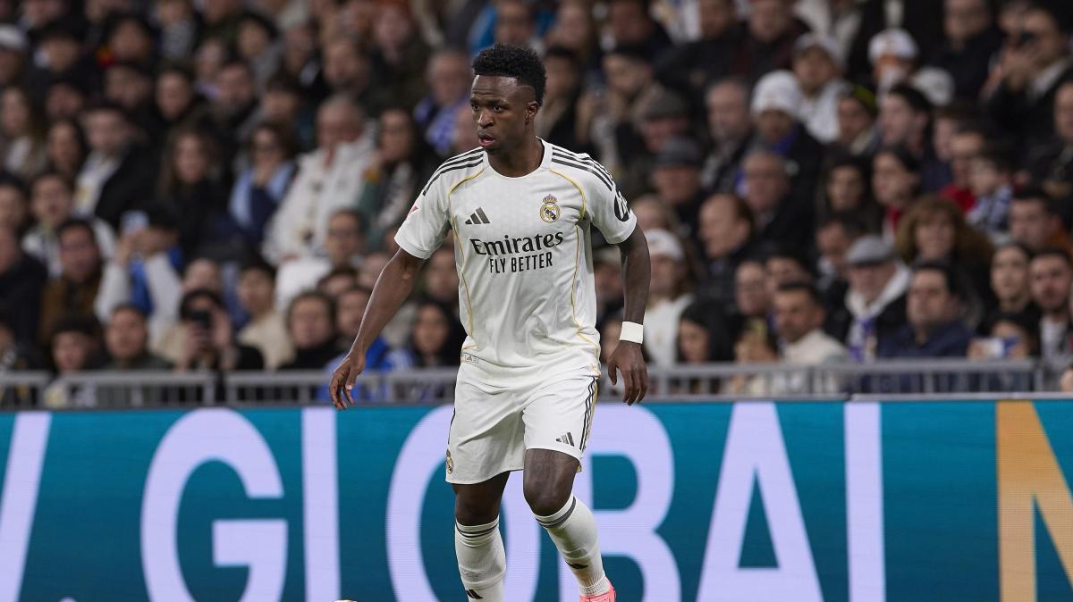 Giro radical con Vinicius en el Real Madrid: Arbeloa lo cambia todo