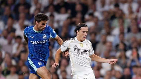 Carreras, nuevo ídolo madridista, 'pone en peligro' a dos compañeros