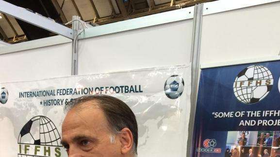 Tebas: "El horario del sábado a la una no es exclusivo para Barça, Madrid o Atlético"