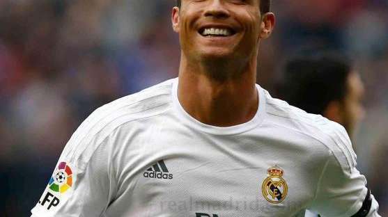AS: El Madrid cierra las votaciones para elegir la camiseta del próximo curso