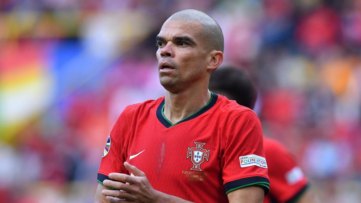 Pepe abre la puerta: “Siempre estoy disponible para el Real Madrid”