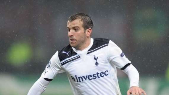 Van der Vaart: "Me tengo que ir del Betis"