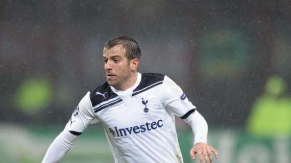 AS: Van der Vaart, cada vez más cerca del Betis