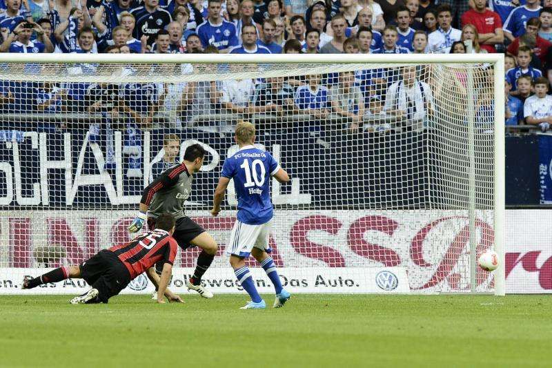 El Schalke 04 jugará con su tercer portero