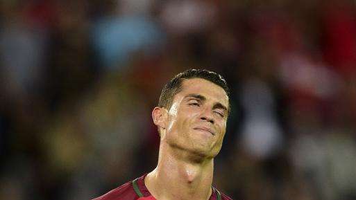 Paul Merson: "Cristiano no puede echarse el equipo a los hombros"