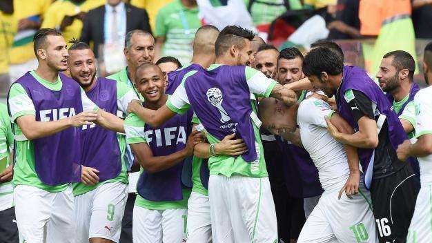 Brahimi: "He pasado mucho tiempo viendo vídeos de Zidane y Ronaldinho"