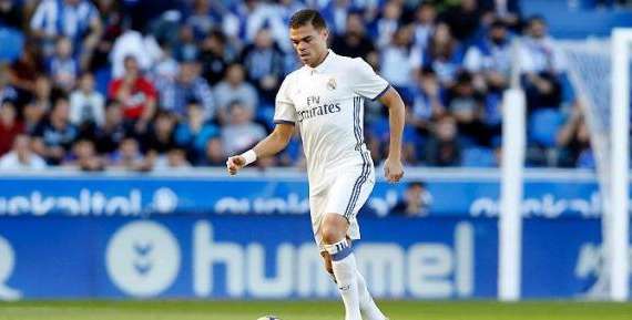 AS: Pepe se aleja del Real Madrid 