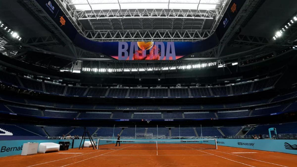 Revolución en el Real Madrid: el Bernabéu se transforma...¡en una pista de tenis!