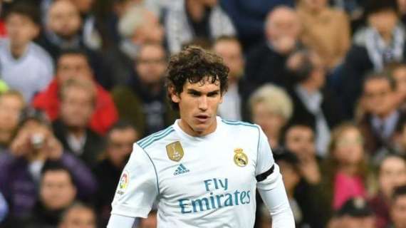 DOBLE CAMBIO - Agota los cambios Solari: entran Vallejo y Marcelo, salen Varane y Reguilón