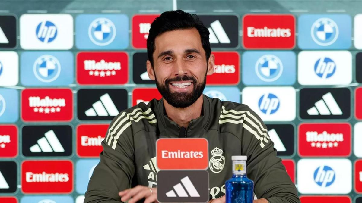 Arbeloa, en rueda de prensa: "No me arrepiento de nada, sería un callejón sin salida"