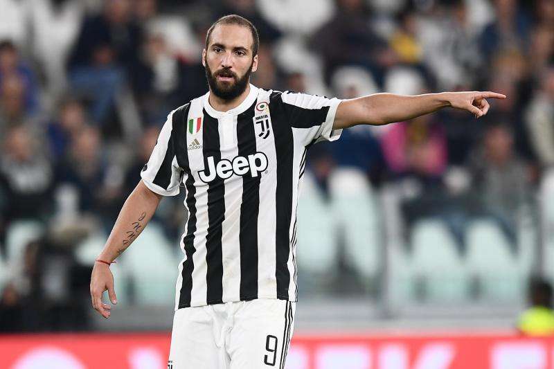 La Juventus le da la espalda a Higuaín: ¿Suplente? Allegri manda, lo importante es el resultado"