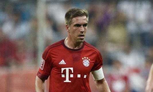 Lahm: "El equipo quiere que Guardiola se quede en el Bayern"