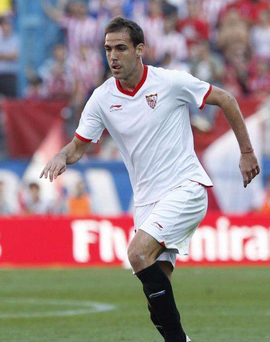 Fernando Navarro, en COPE: "Se focaliza en Barça y Madrid, pero el Sevilla tiene su rincón en la historia"