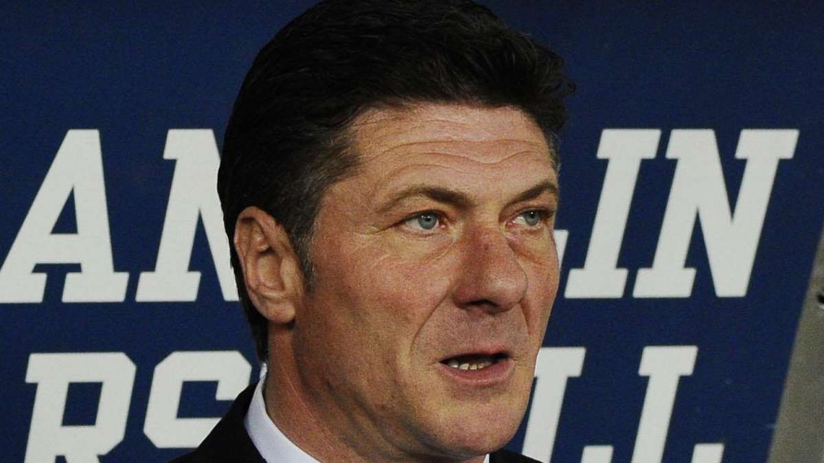 Mazzarri, sobre el Madrid: "Intentaremos poner bajo presión al club más importante de Europa"