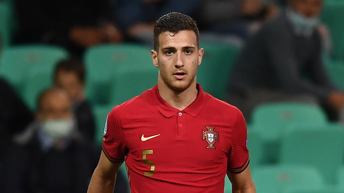 Diogo Dalot se consolida como una opción: José Mourinho lo adora