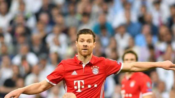 Xabi Alonso recomienda a Lewandowski que se quede en el Bayern